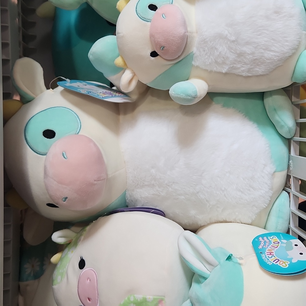 Squishmallows Belana Easter Hugmee Cow